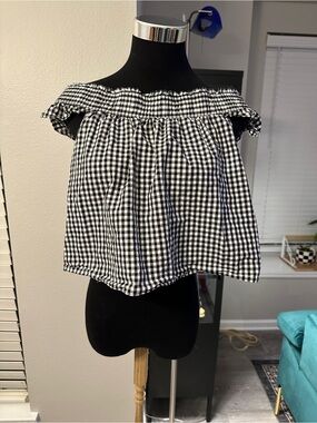 Black & White Gingham Off-Shoulder Women’s Top